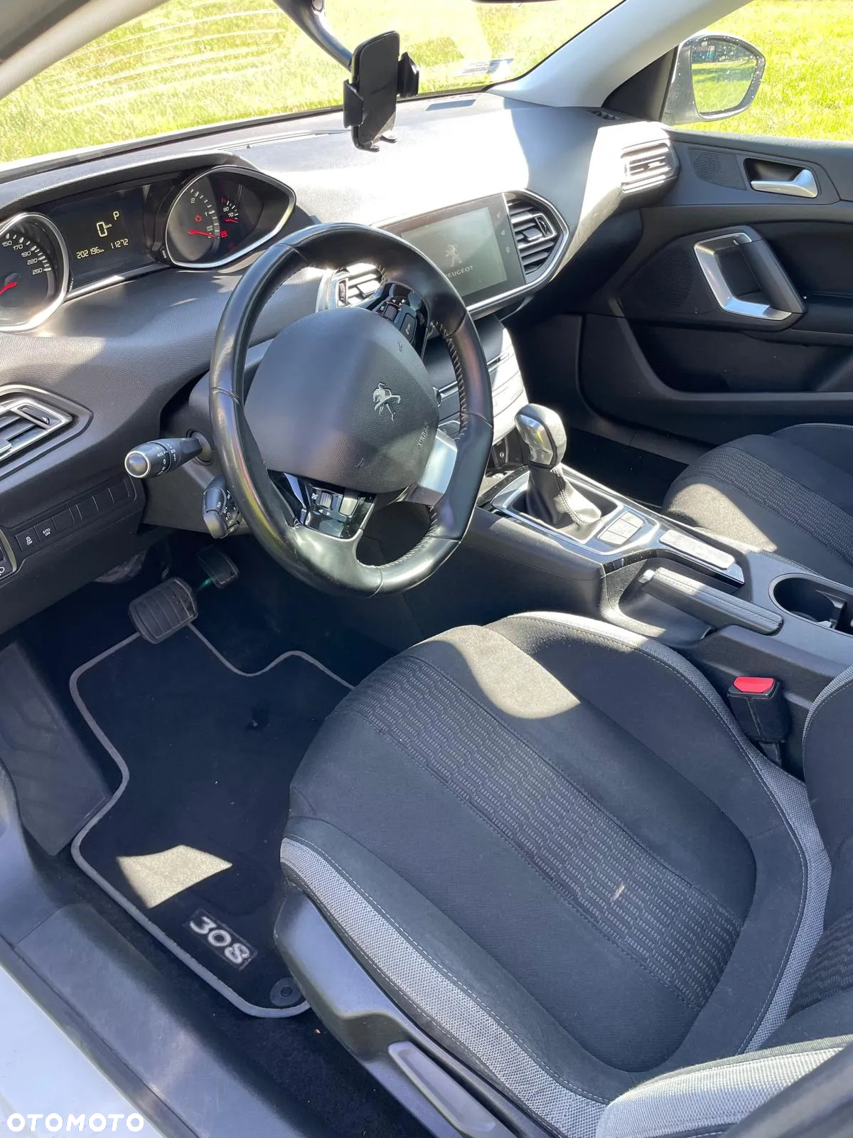 Peugeot 308 SW BlueHDi 120 EAT6 Stop & Start Allure - 2