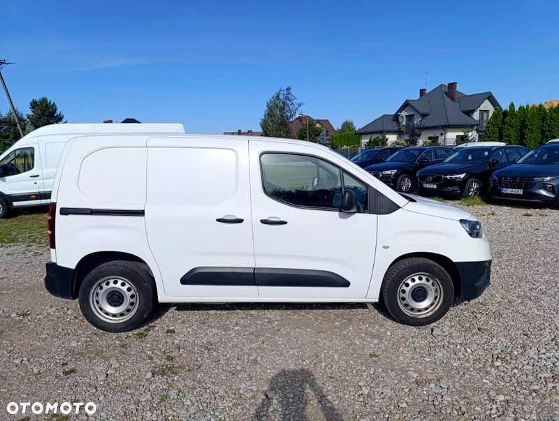 Toyota Proace City Furgon 2.3T - 7