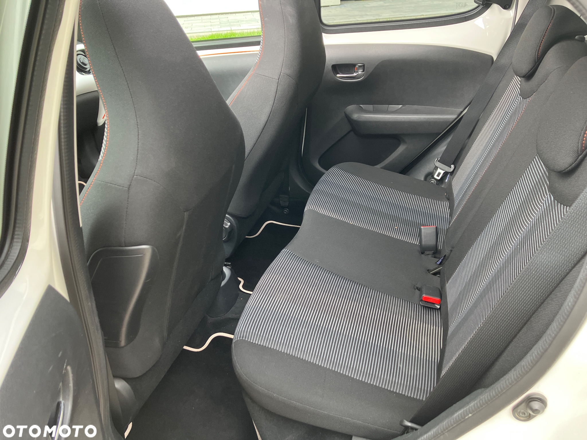 Peugeot 108 PureTech 82 Top Roland Garros - 14