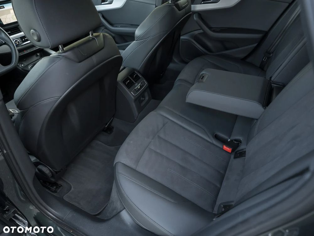 Audi A4 Avant 50 TDI quattro tiptronic S line - 29