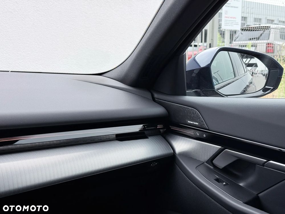 BMW Seria 5 520d xDrive - 18