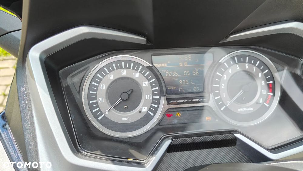 Honda NSS - 11