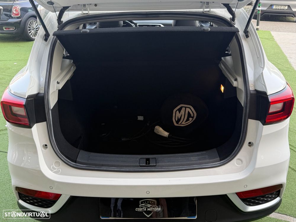 MG ZS Luxury - 5