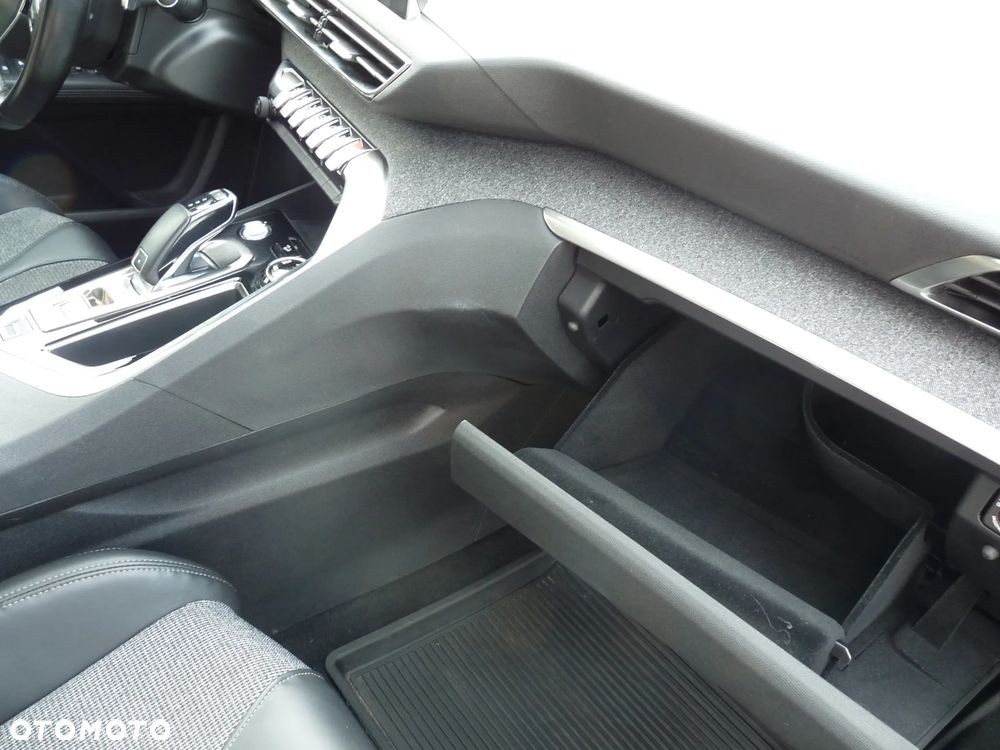 Peugeot 3008 1.6 THP Allure S&S EAT6 - 9