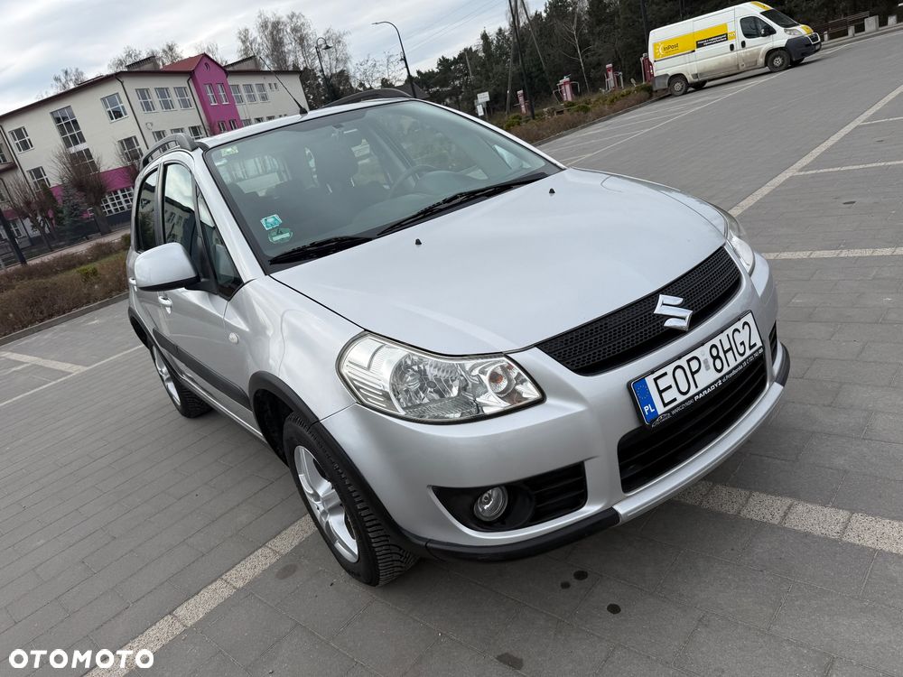 Suzuki SX4 1.6 VVT 4x4 Club - 23