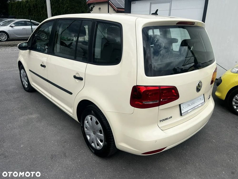 Volkswagen Touran - 6