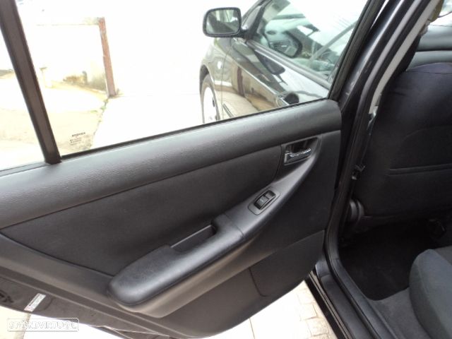 Toyota Corolla SW 1.4 VVT-i AC - 8