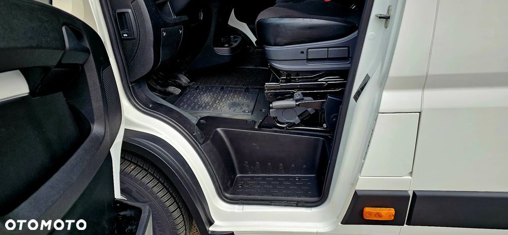 Peugeot BOXER - 27