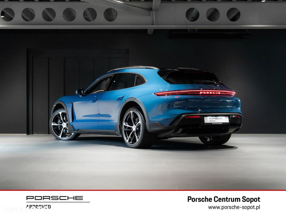 Porsche Taycan - 3
