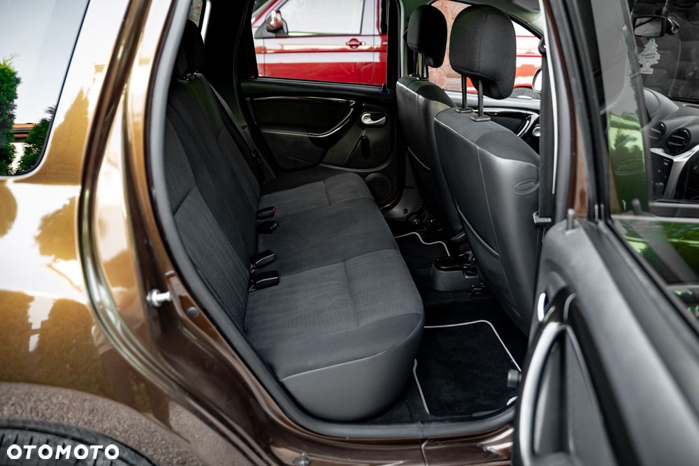 Dacia Duster 1.6 16V 4x4 - 21