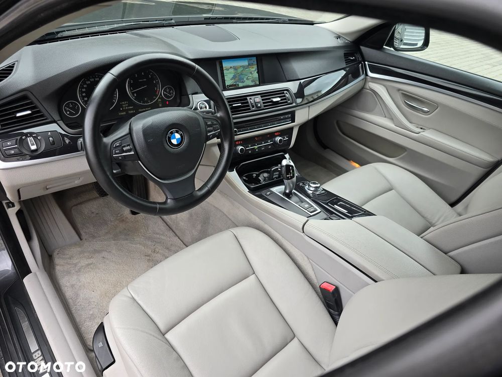 BMW Seria 5 - 21