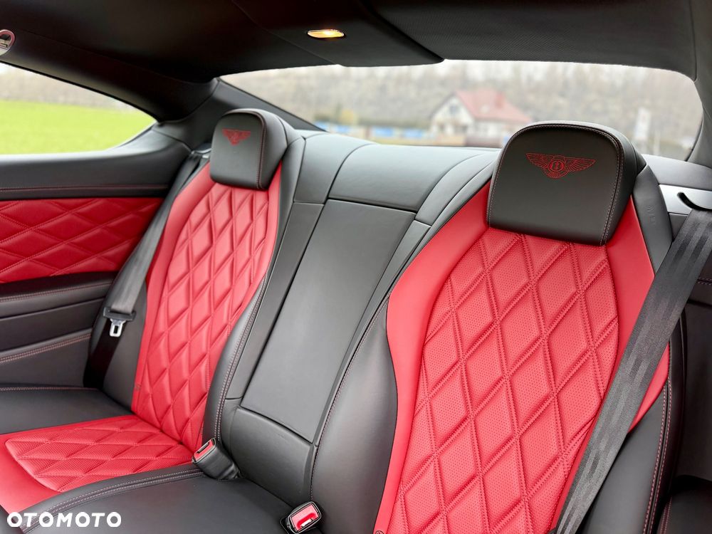 Bentley Continental GT - 24