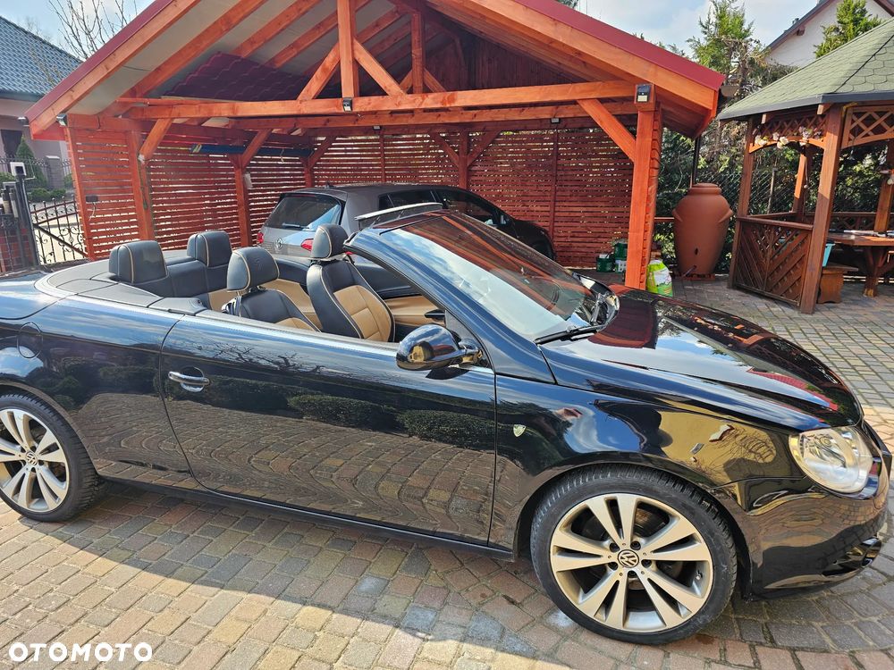 Volkswagen Eos 2.0 TDI DPF DSG Individual - 17