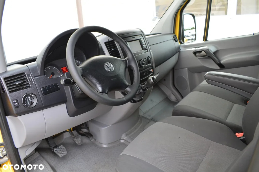 Volkswagen CRAFTER 35 2.0 TDI MAXI - 27