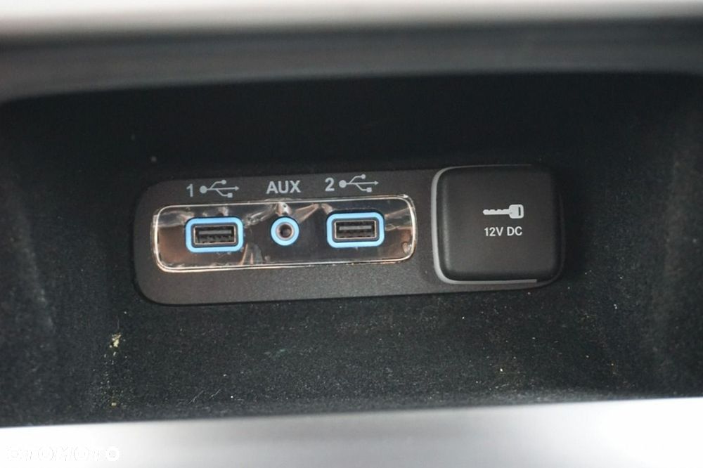 Jeep Grand Cherokee - 21
