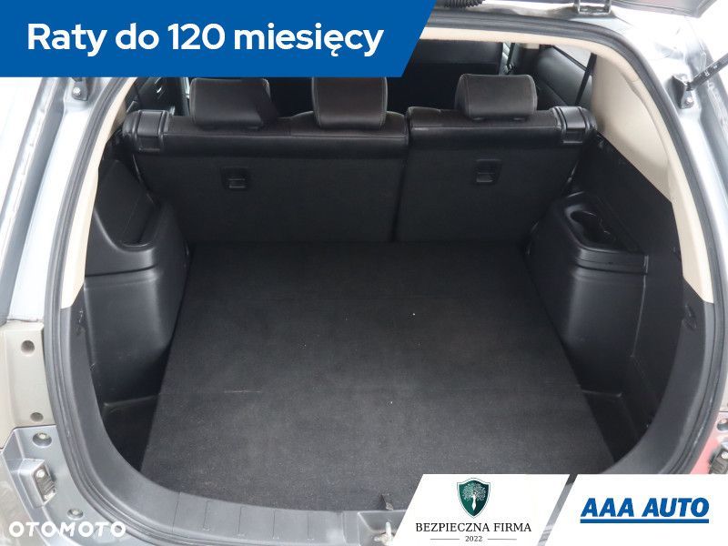 Mitsubishi Outlander - 16