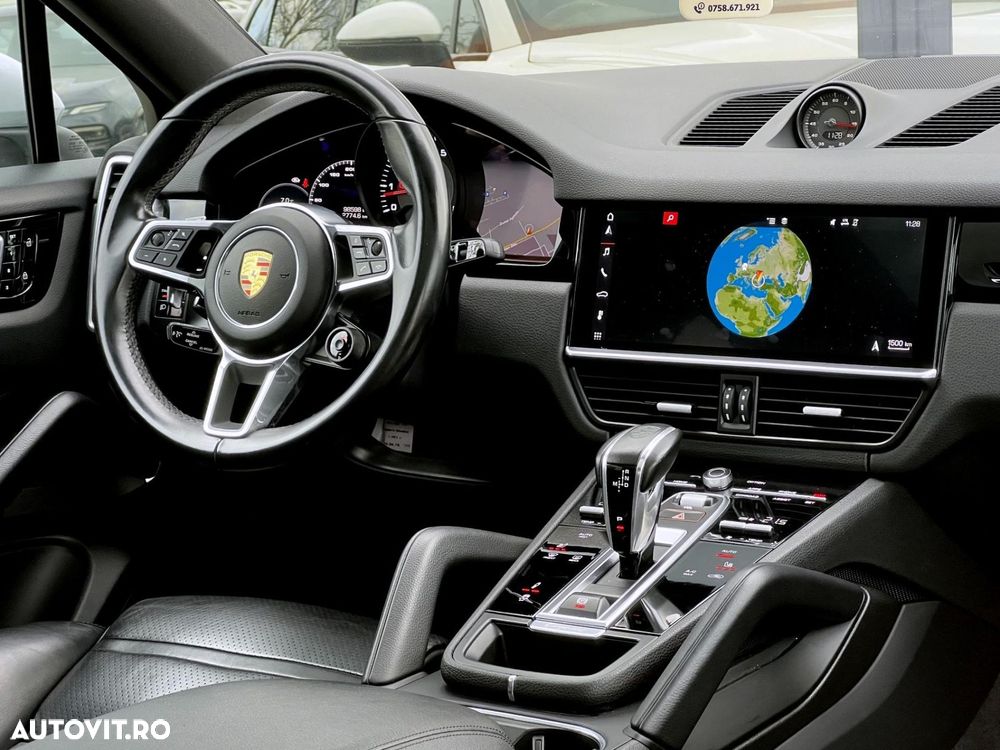 Porsche Cayenne - 8
