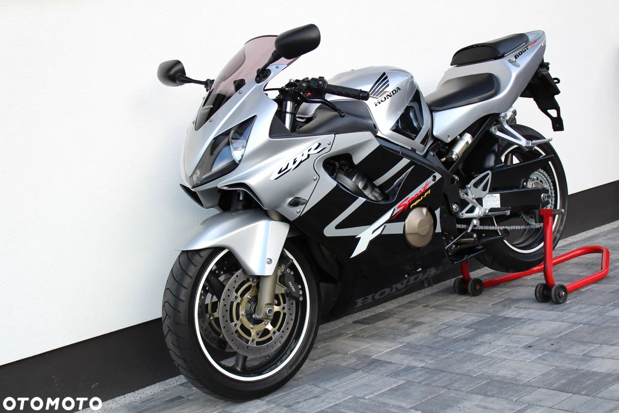 Honda CBR - 1