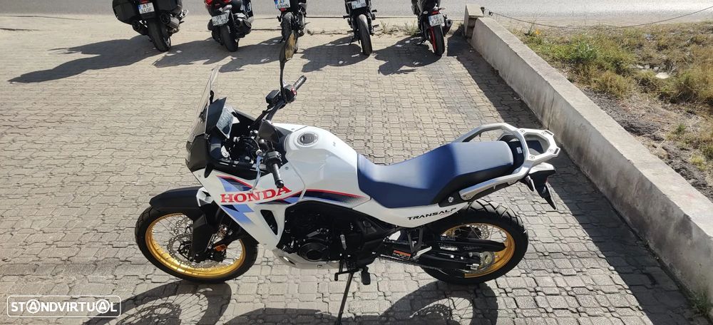 Honda Transalp 750 E-Clutch - 4