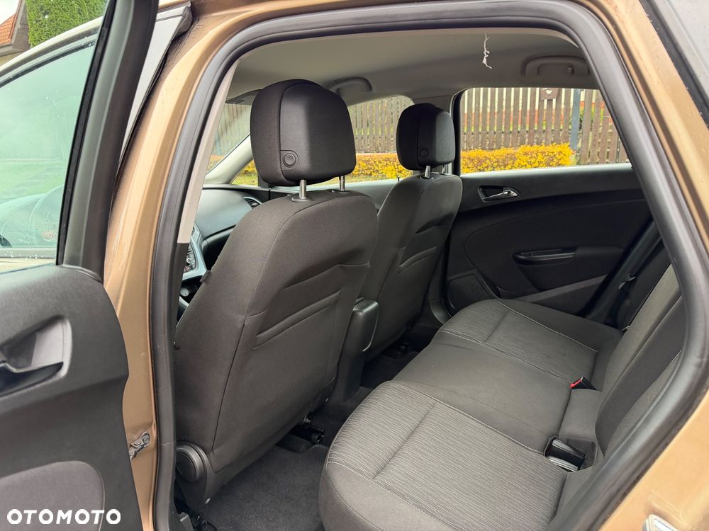 Opel Astra 1.4 Turbo Edition - 17