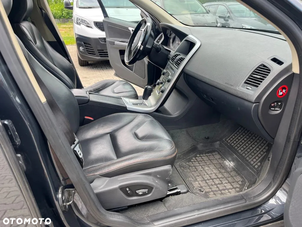 Volvo XC 60 D4 Geartronic Momentum - 5