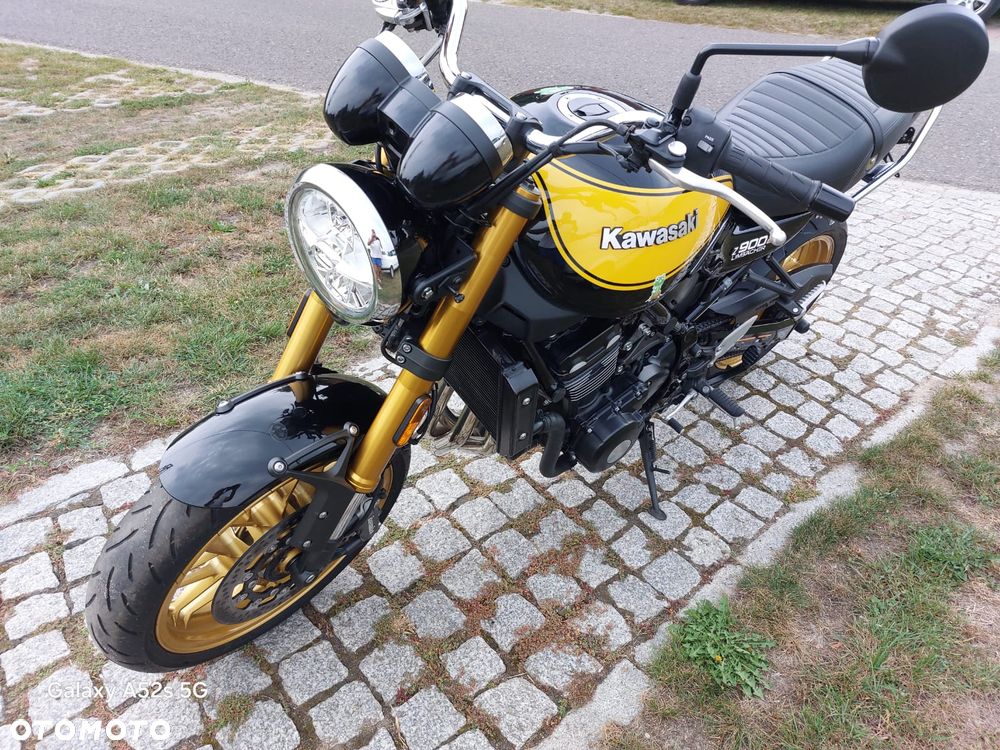 Kawasaki Z 900 RS - 7
