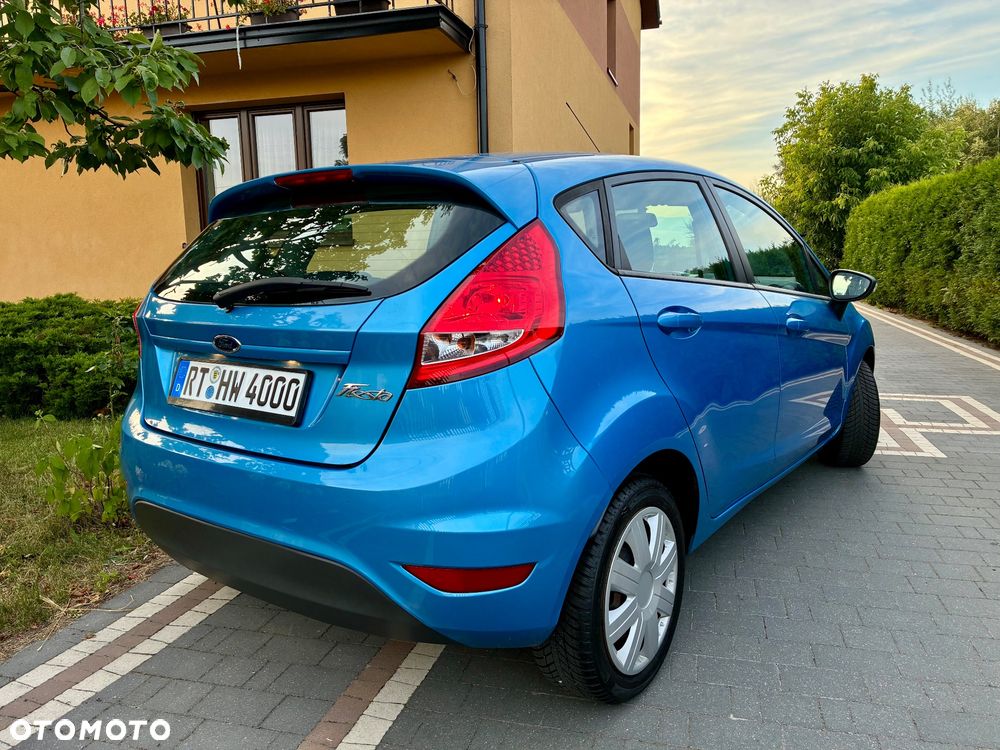 Ford Fiesta - 2
