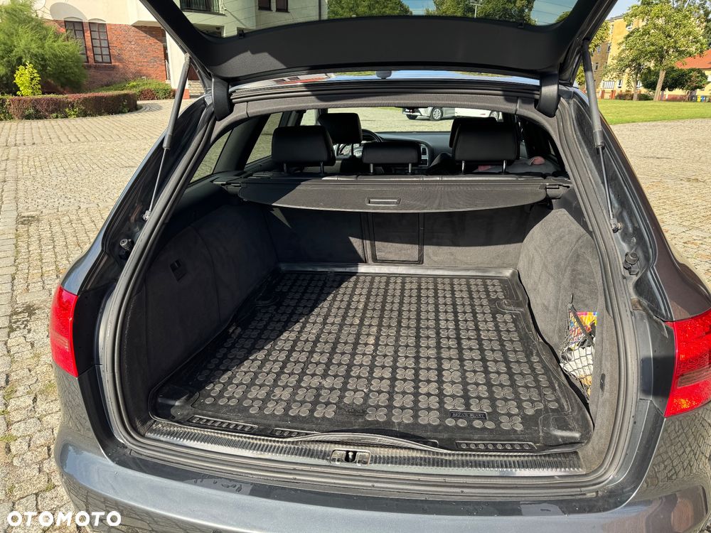 Audi A6 Avant - 13
