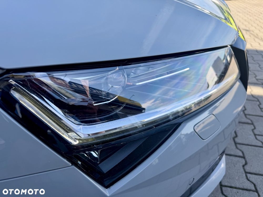 Skoda Superb 2.0 TDI 4x4 DSG Sportline - 30