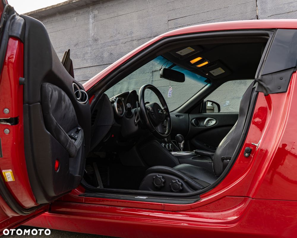 Nissan 370 Z - 15