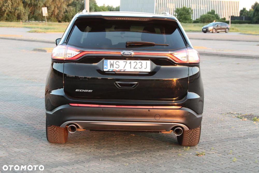 Ford Edge 2.0 TDCi 4x4 Titanium - 9