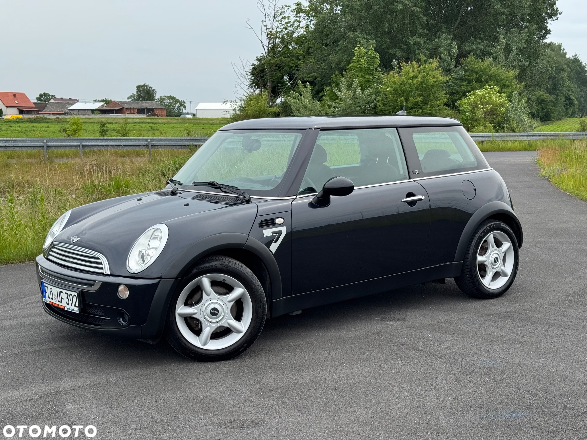MINI ONE Seven - 4