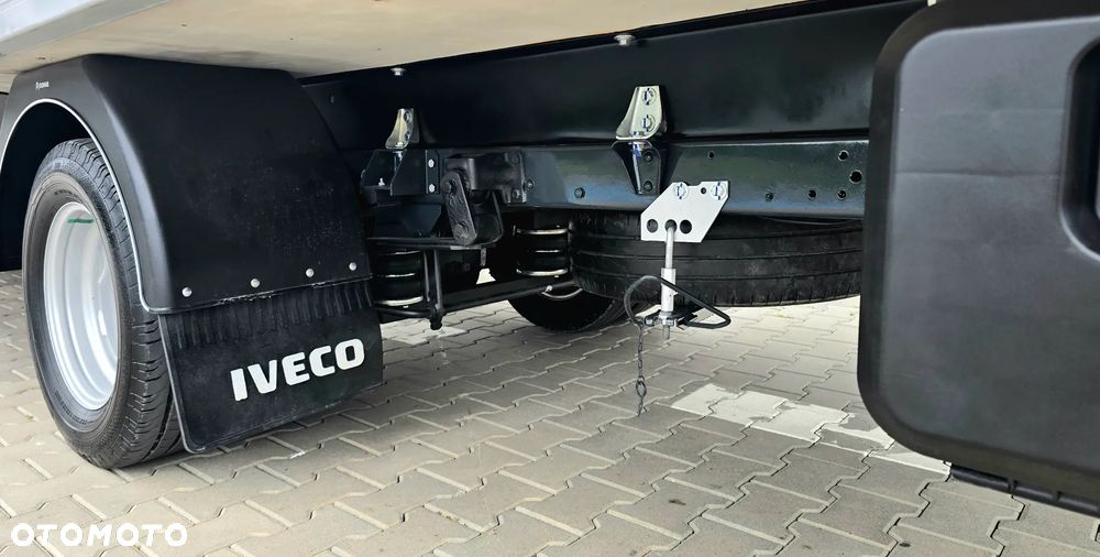 Iveco ❗️❗️DAILY 3.0 180KM 50C18 ❗️❗️ZABUDOWA IGLOOCAR 10 PALET / MROŹNIA -32 +32 / AGREGAT THERMOKING V300 MAX / AUTOMAT HI-MATIC / LAKIER METALIC / NAWIGACJA / TEMPOMAT ADAPTACYJNY / PODUSZKI PNEUMATYCZNE / GRUBA ŚCIANKA / WERSJA WZMOCNIONA / SALON POLSKA / FULL LED / MAKSYMALNA DOSTĘPNA OPCJA WYPOSAŻENIA❗❗ STAN - JAK NOWY ❗️ - 25