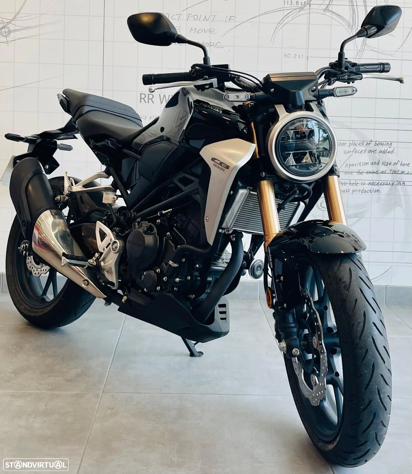 Honda CB 300R - 1