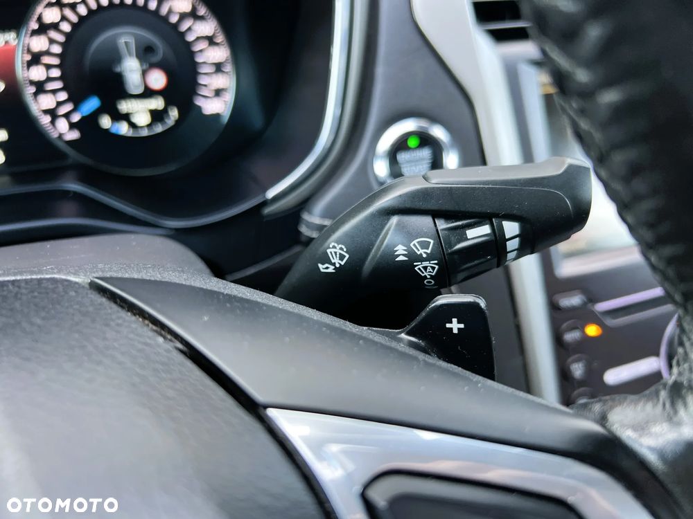 Ford Mondeo - 29