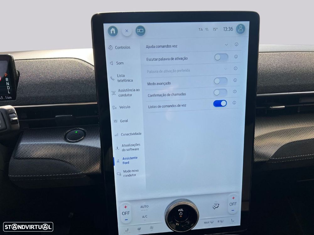 Ford Mustang Mach-E GT AWD - 30