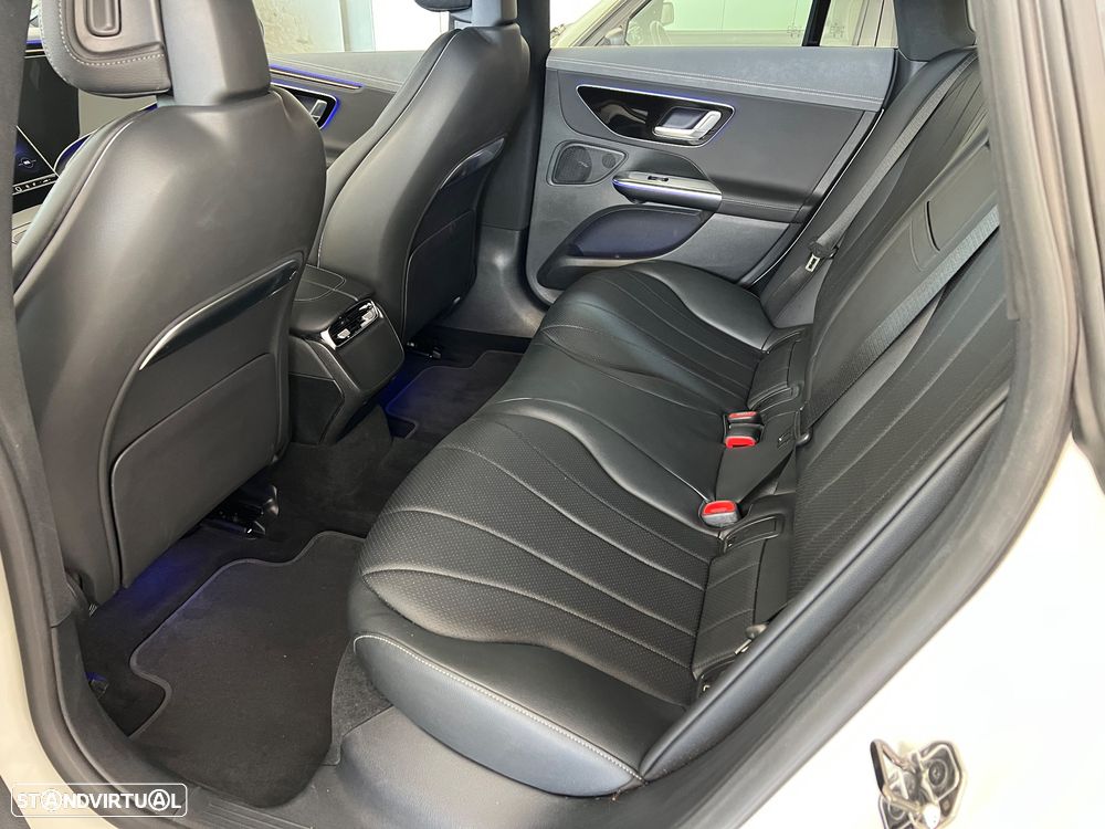 Mercedes-Benz EQE 300 Electric Art - 20