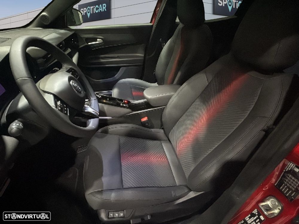 Alfa Romeo Junior 1.2 Speciale eDCT6 - 9