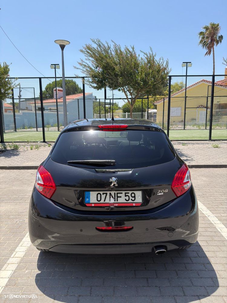 Peugeot 208 1.6 e-HDi Allure 95g - 5