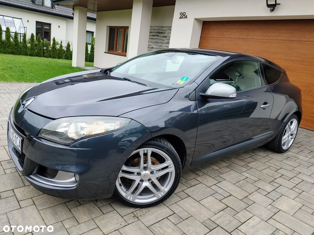 Renault Megane TCe 180 GT - 23