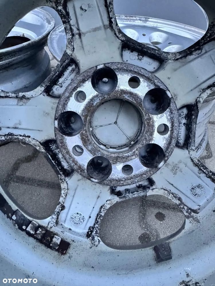 Felgi aluminiowe MERCEDES W124 W210 W202 W203 7,5X16 5X112 ET41 2104010402 - 7