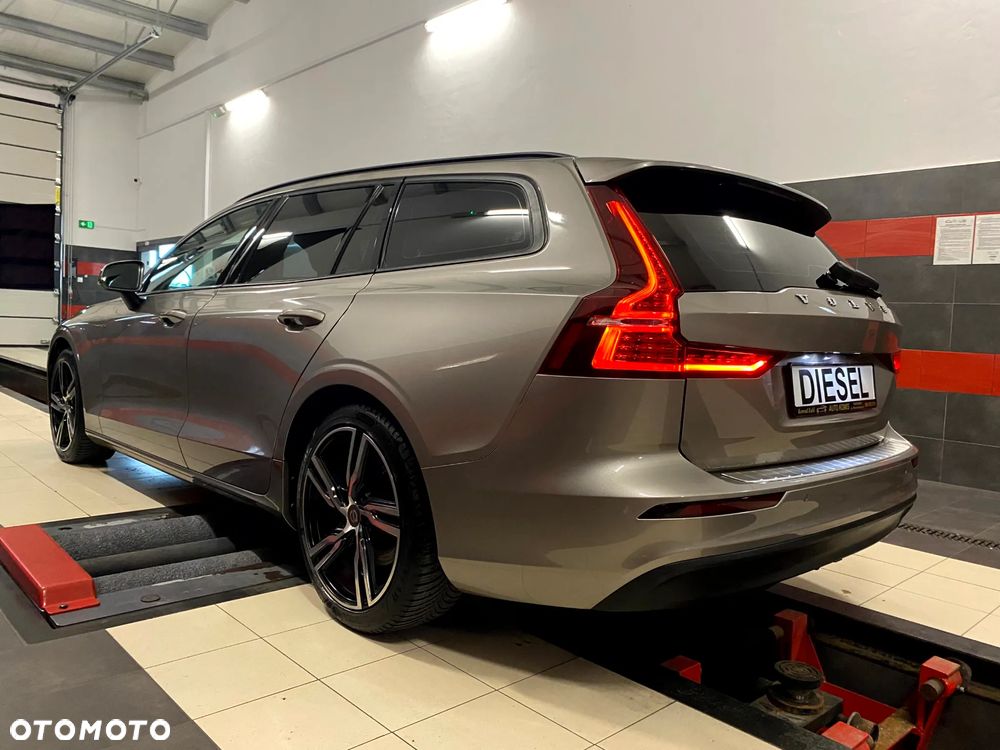 Volvo V60 D3 Geartronic Momentum Pro - 10