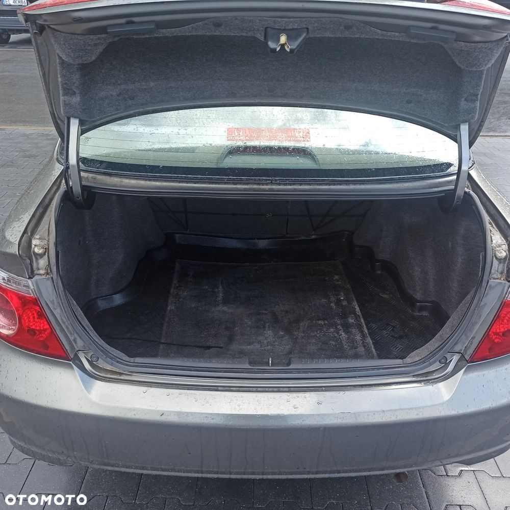 Honda City 1.4 Comfort - 27