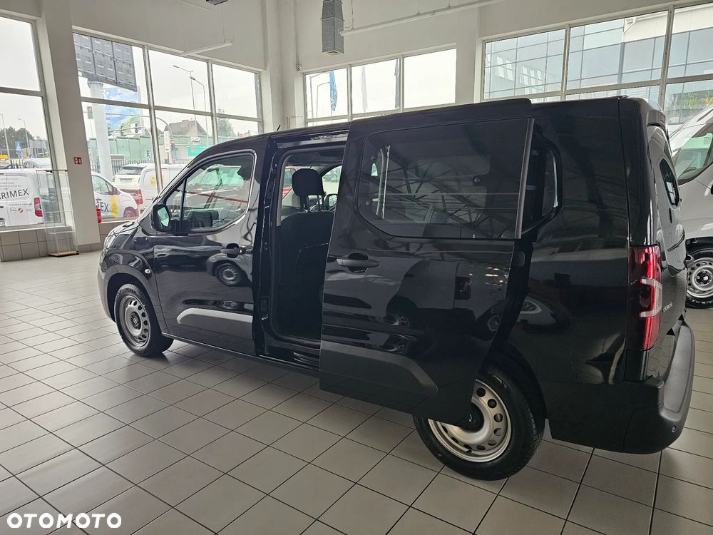 Opel Combo Załogowy 1,5 102 KM - 2