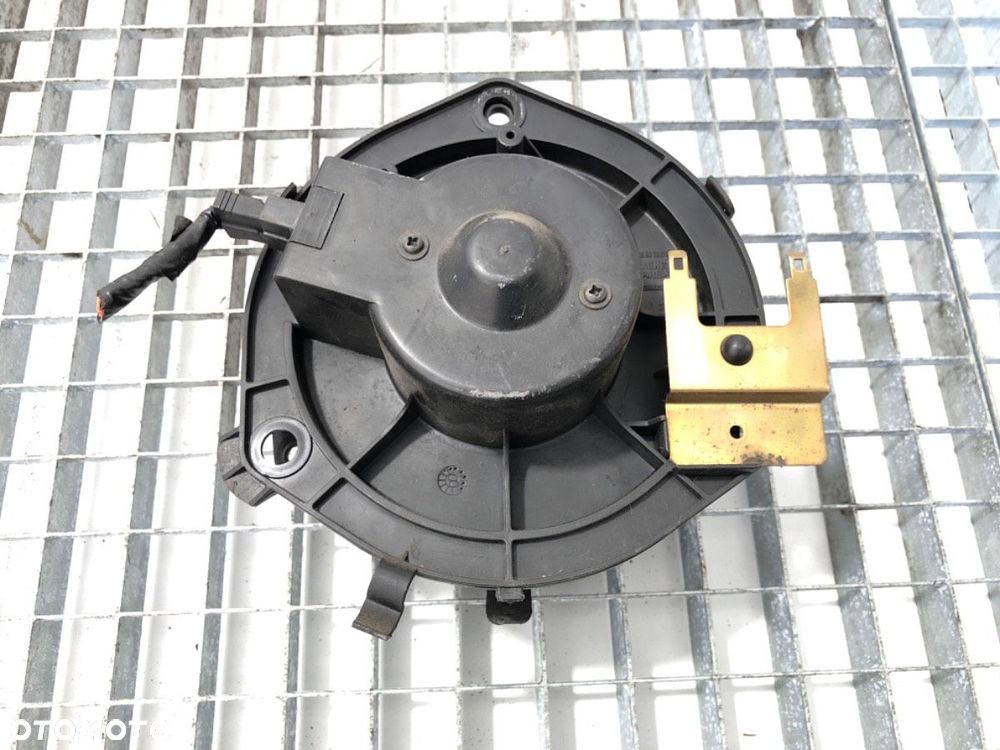 DMUCHAWA NAWIEWU  IVECO DAILY III Autobus 1999 - 2006 40 C 11, 50 C 11 78 kW [106 KM] olej napędowy - 3