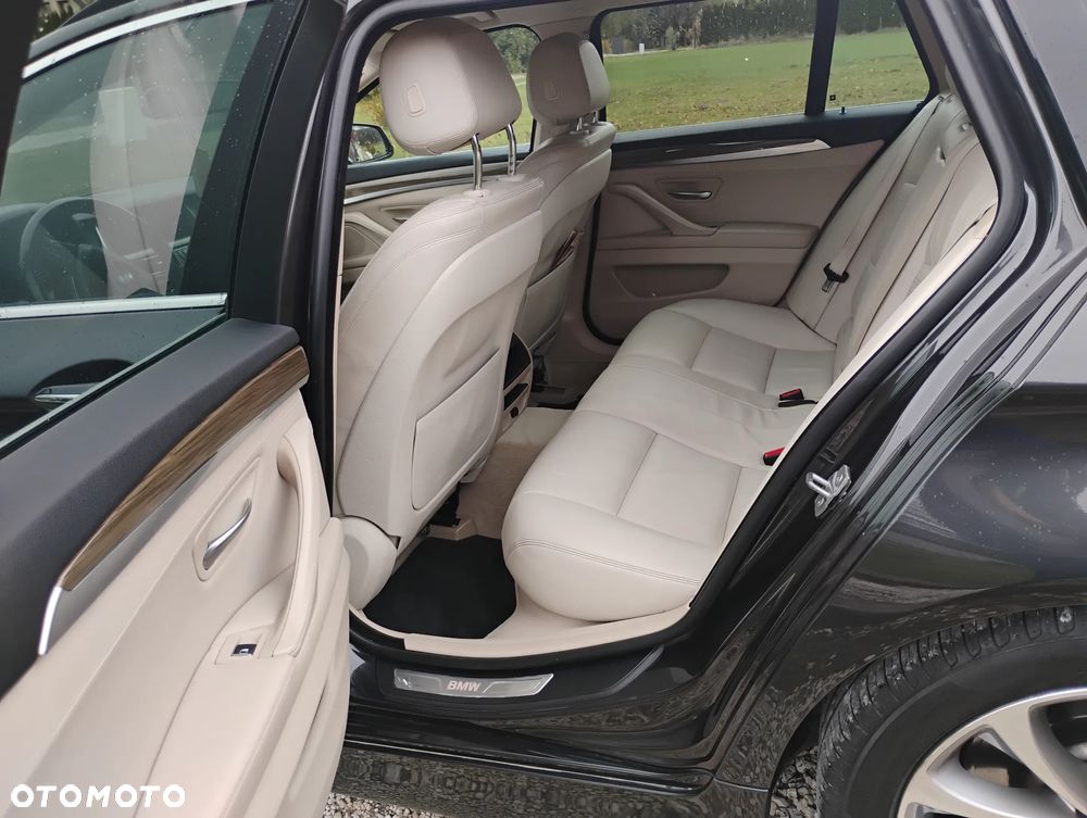 BMW Seria 5 520d Modern Line - 15