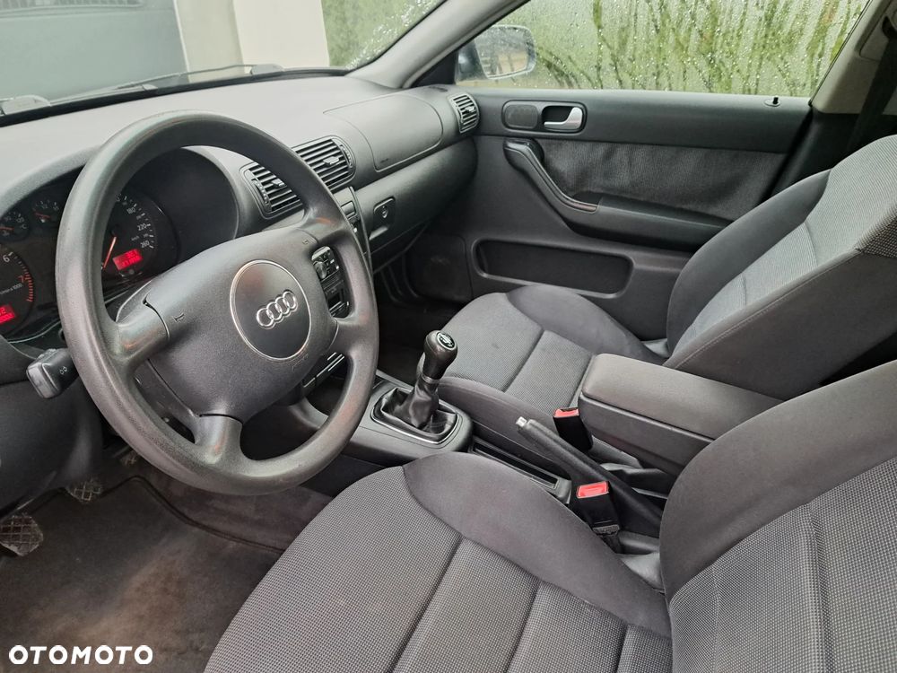 Audi A3 Sportback - 10