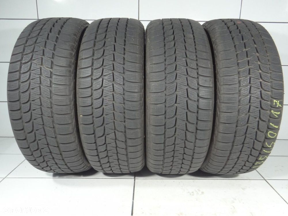 Opony zimowe 235/60R17 102H Bridgestone