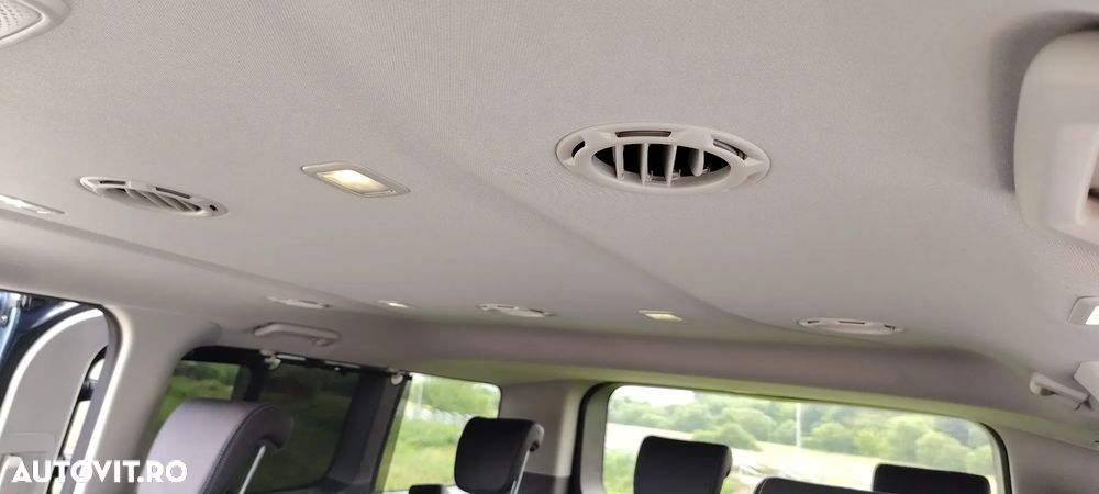 Ford Tourneo Custom Bus 320 2.0 EcoBlue 185 CP L1H1 Active Aut. - 21