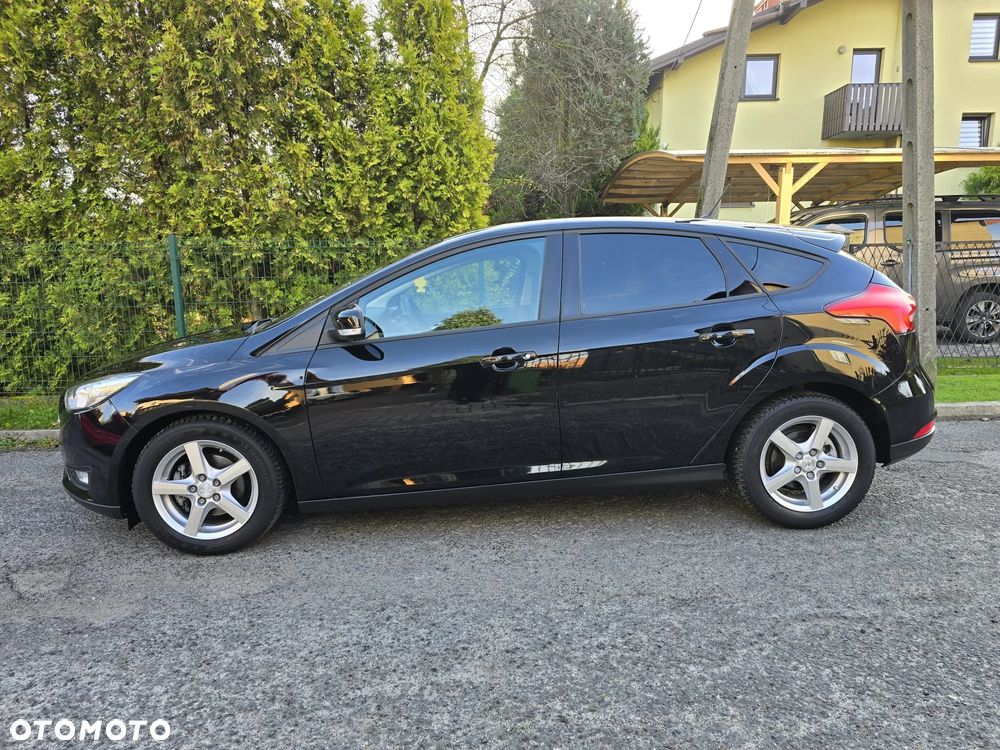 Ford Focus ver-1-0-ecoboost-trend-edition - 14